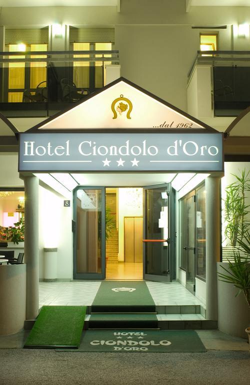 Hotel Ciondolo D'Oro Rimini Luaran gambar