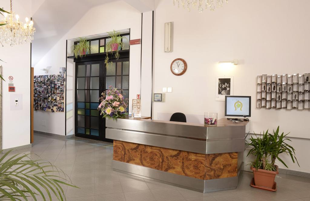 Hotel Ciondolo D'Oro Rimini Luaran gambar