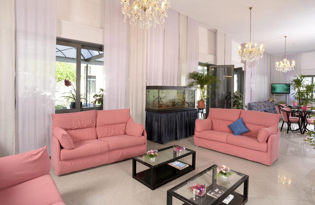 Hotel Ciondolo D'Oro Rimini Luaran gambar