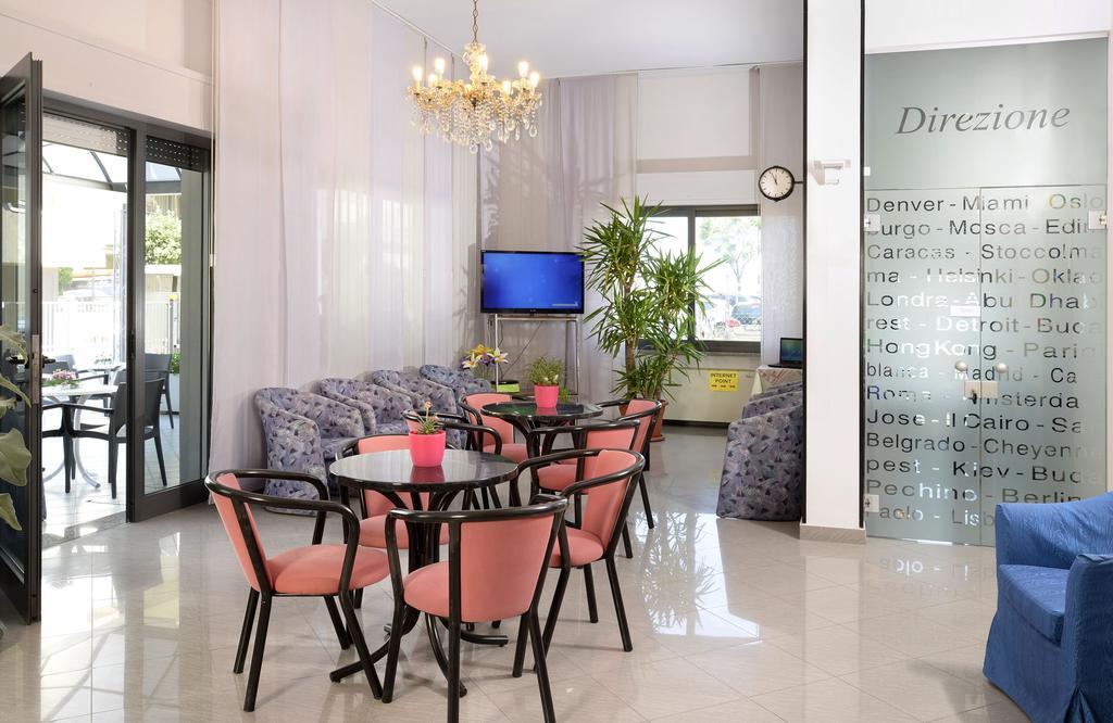 Hotel Ciondolo D'Oro Rimini Luaran gambar